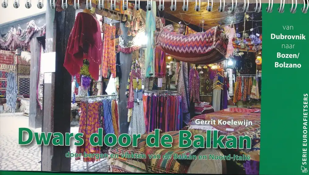 Lage Kosten Fietsgids Dwars door de Balkan - Fietsroute Dubrovnik - Bolzano | Pirola (9789083407661)