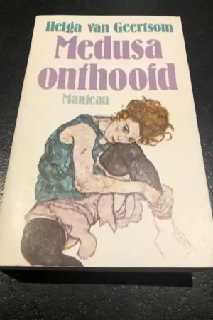 Bestseller Medusa onthoofd - Helga van Geertsom